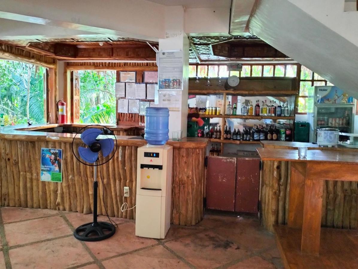 The Sylvia Hostel Сан Хуан Екстериор снимка
