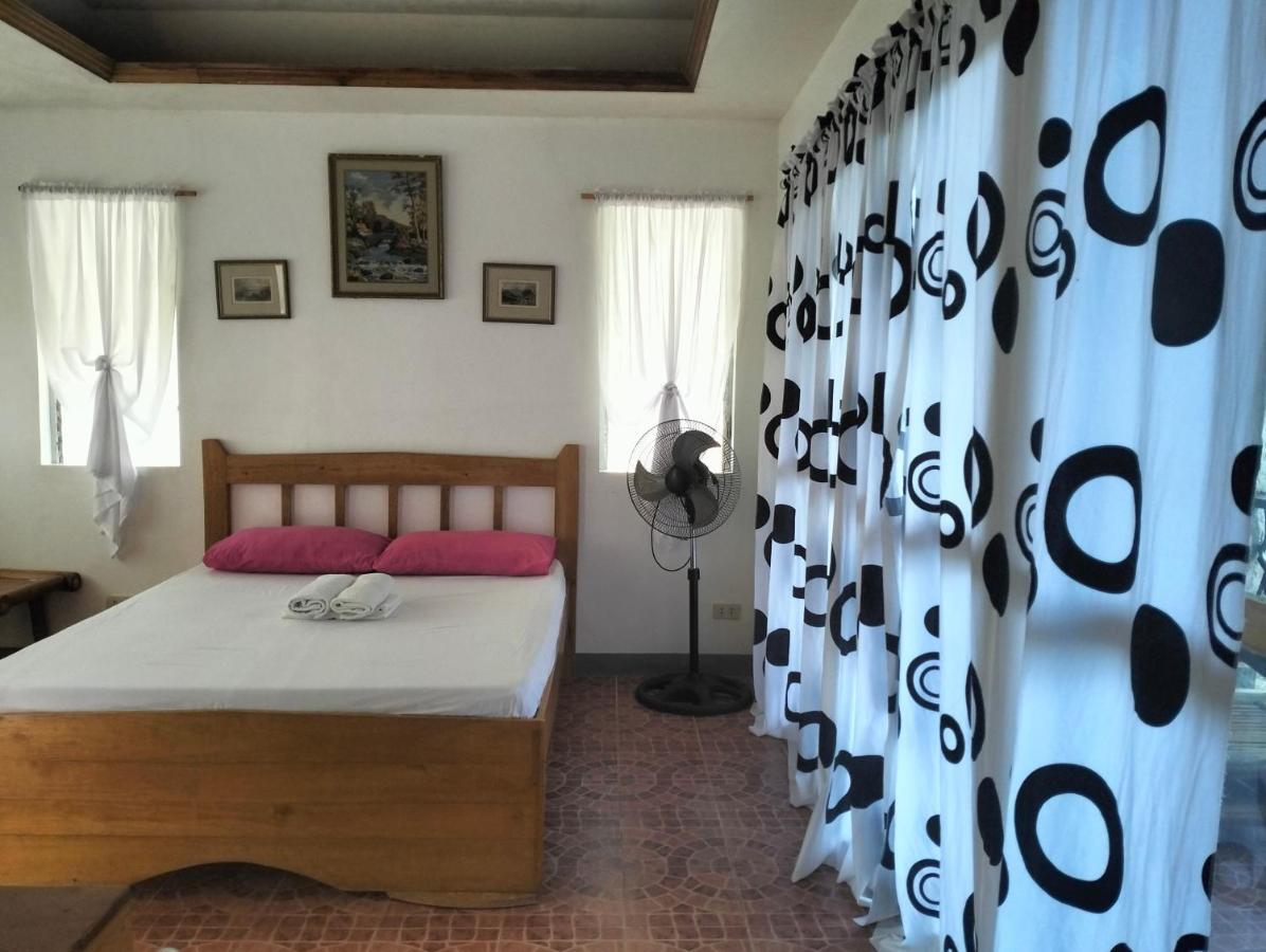 The Sylvia Hostel Сан Хуан Екстериор снимка
